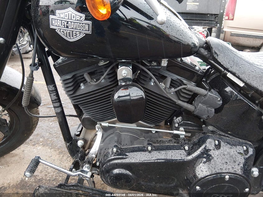 2017 Harley-Davidson Fls Softail Slim VIN: 1HD1JRV19HB033228 Lot: 44765146