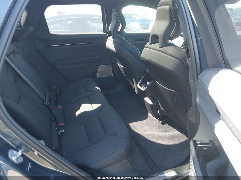 2025 POLESTAR 3 auction photo 8