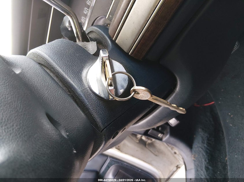 1991 Ford Crown Victoria Lx VIN: 2FACP74FXMX138450 Lot: 44765326