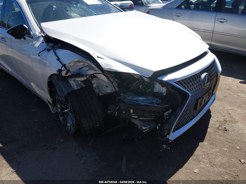 2018 Lexus Ls 500 VIN: JTHC51FF8J5003294 Lot: 44765340