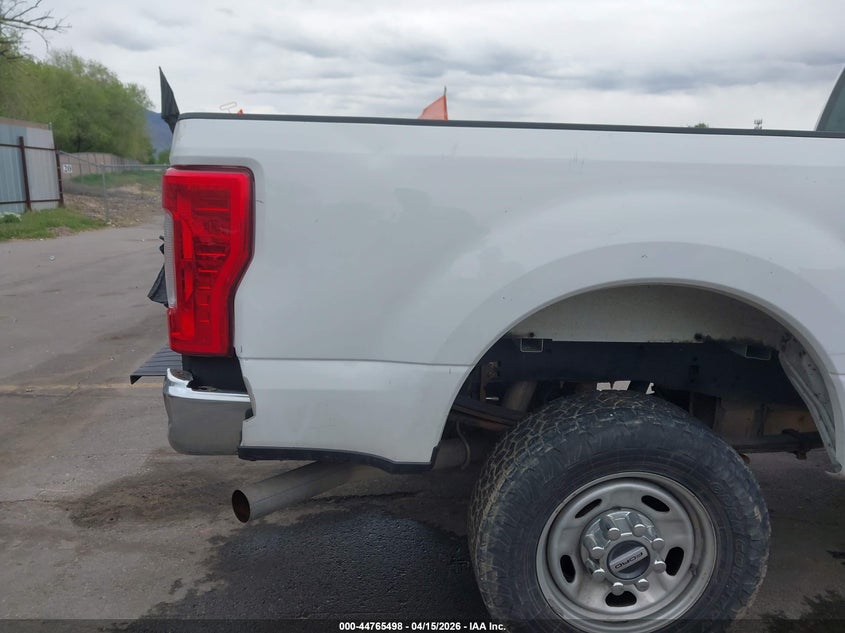 2017 Ford F-250 Xl VIN: 1FT7W2B60HED31928 Lot: 44765498