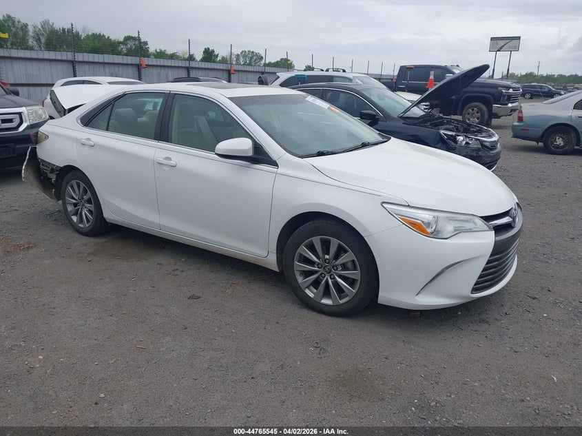 2016 Toyota Camry Xle