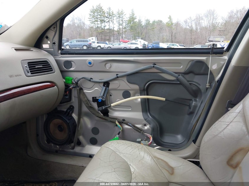 2001 Volvo V70 2.4T VIN: YV1SW58D611020979 Lot: 44765682