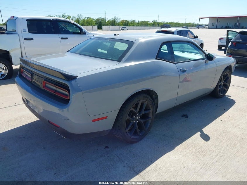 2020 Dodge Challenger Sxt