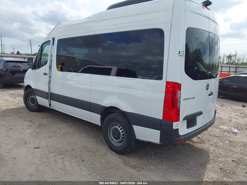2025 Mercedes-Benz Sprinter 2500 Standard Roof 4-Cyl Diesel