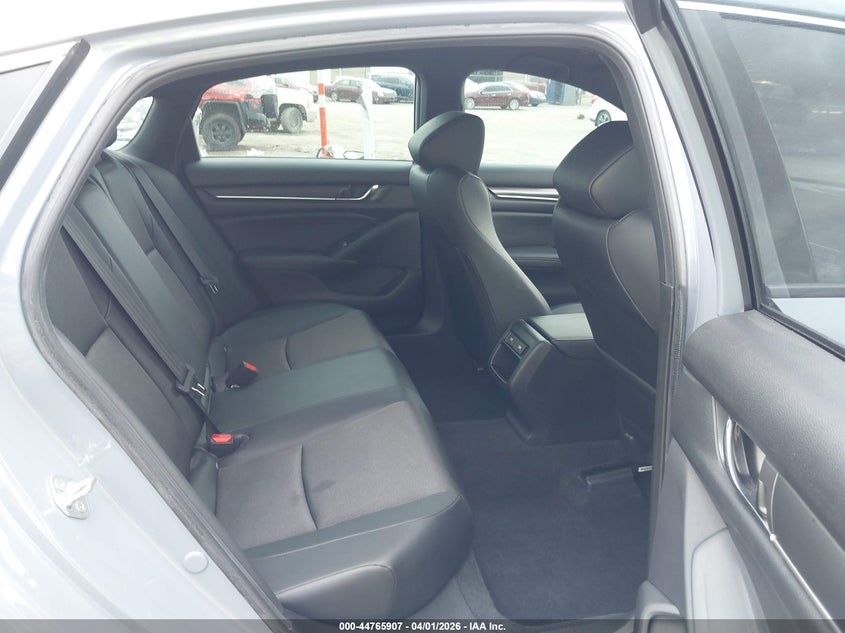 2022 HONDA ACCORD auction photo 8