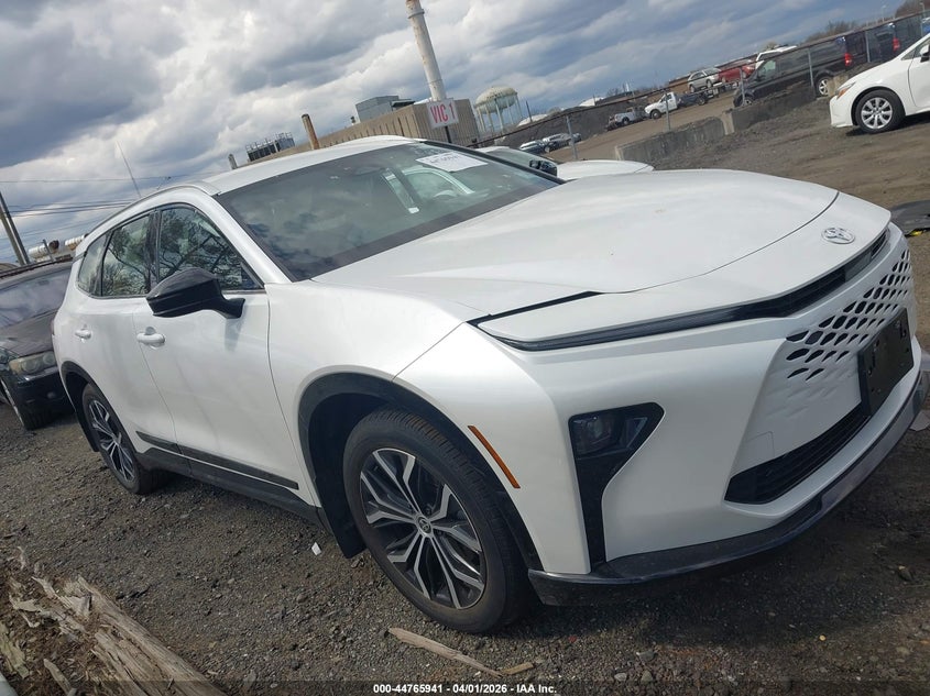 2026 Toyota Crown Signia Xle VIN: JTDACAAJ2T3036039 Lot: 44765941