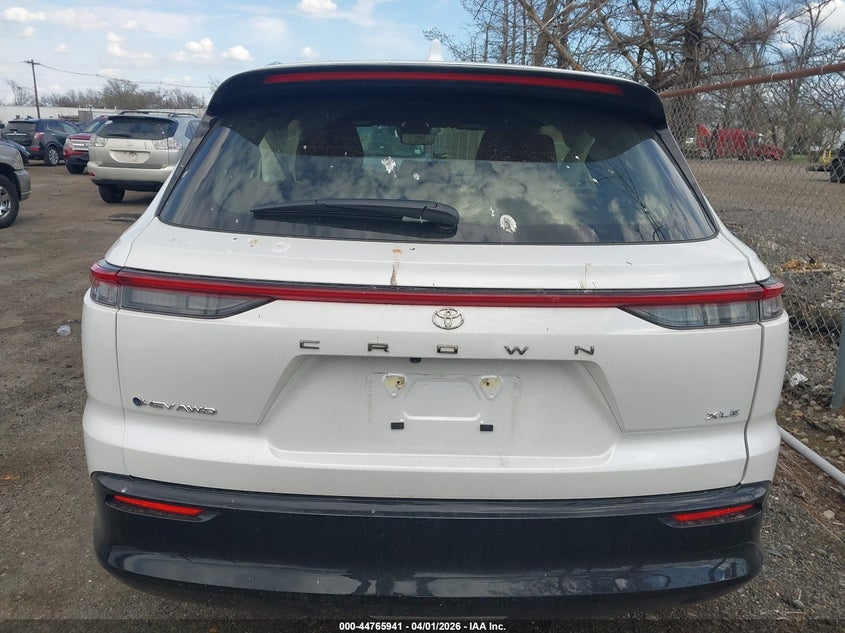 2026 Toyota Crown Signia Xle VIN: JTDACAAJ2T3036039 Lot: 44765941