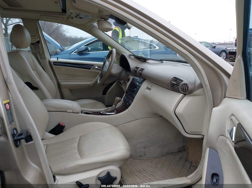 2005 Mercedes-Benz C 240 Luxury 4Matic