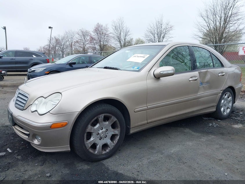2005 Mercedes-Benz C 240 Luxury 4Matic VIN: WDBRF81J35F648950 Lot: 44765990