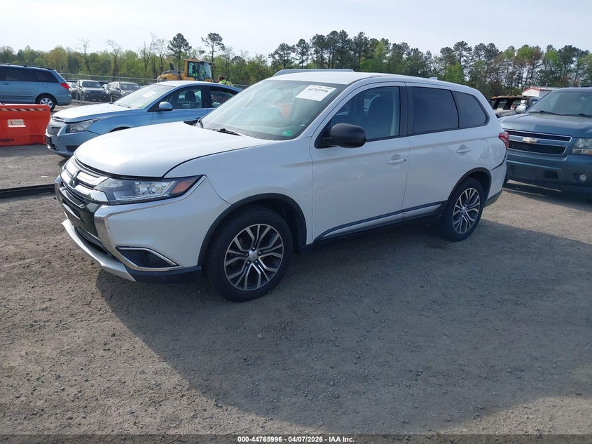2017 Mitsubishi Outlander Es