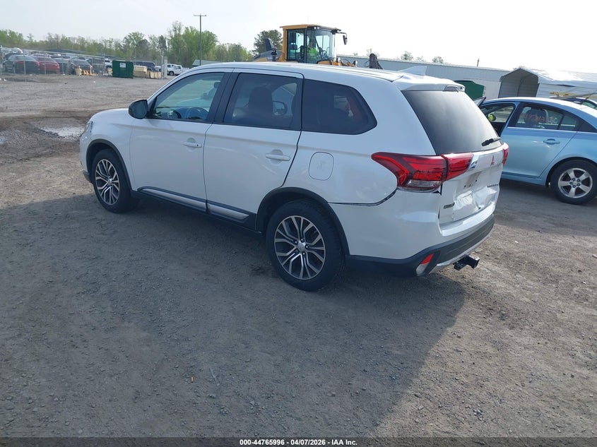 2017 Mitsubishi Outlander Es