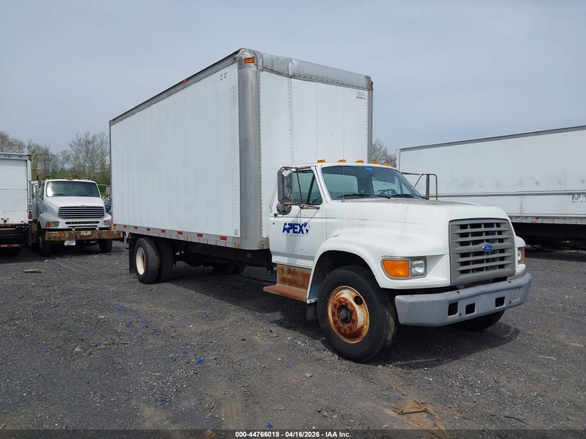 1995 Ford F700