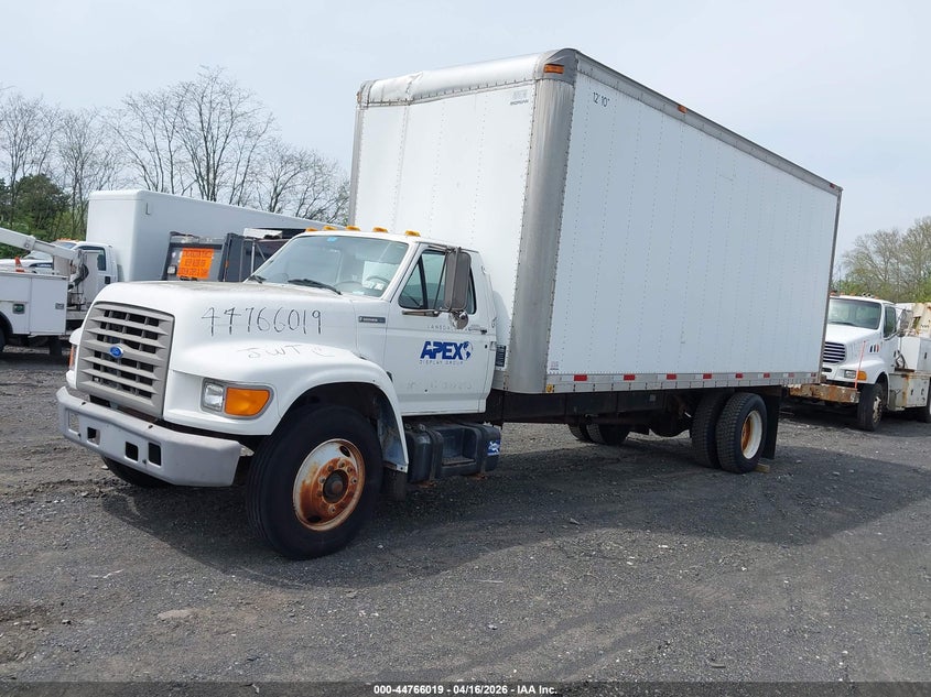 1995 Ford F700
