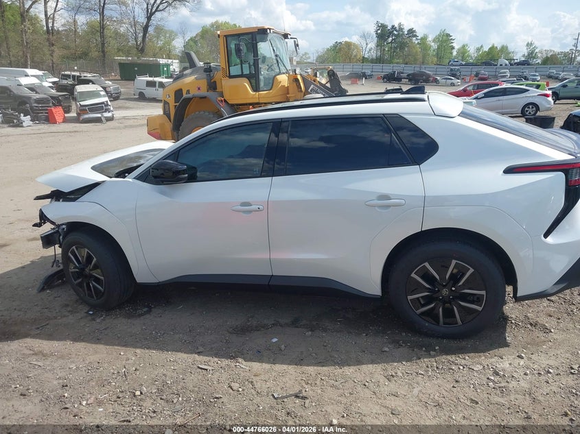 2026 Toyota Bz Xle Plus VIN: JTMBCAEB1TJ017498 Lot: 44766026