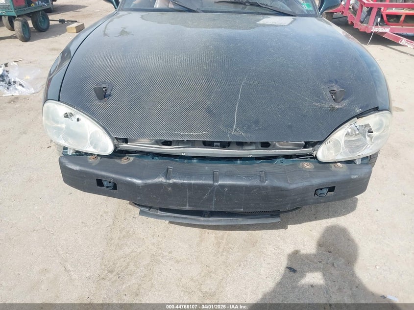 2001 Mazda Mx-5 Miata Ls/Special Edition VIN: JM1NB353810218354 Lot: 44766107