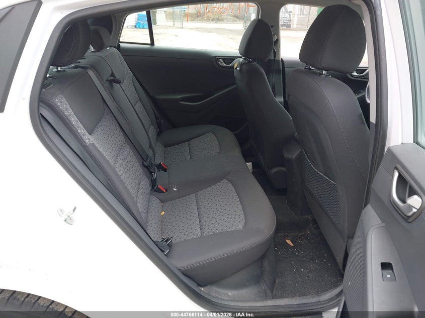 VIN KMHC65LDXKU147702 2019 HYUNDAI IONIQ PLUG-IN HYBRID