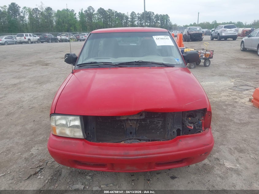 2002 GMC Sonoma Sls VIN: 1GTCS19W028113049 Lot: 44766141