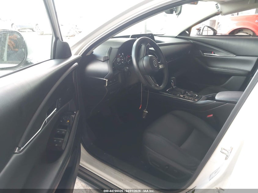 2025 MAZDA CX-30 auction photo 5