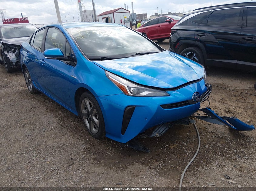 2019 TOYOTA PRIUS XLE
