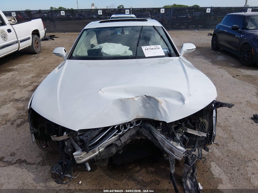 2017 Audi A7 3.0T Premium Plus VIN: WAUW2AFC1HN038442 Lot: 44766420