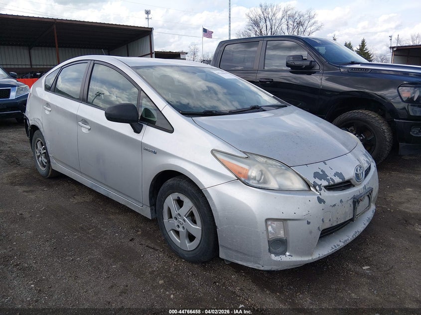 2010 TOYOTA PRIUS III