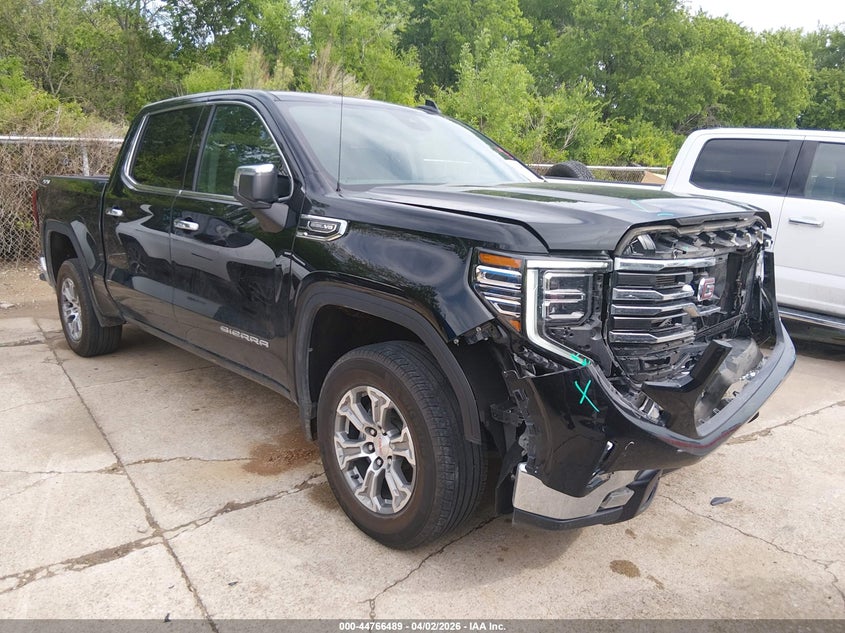 2025 GMC Sierra 1500 4Wd Short Box Slt