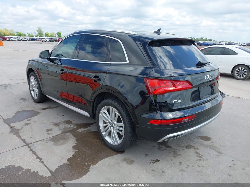 2018 Audi Q5 2.0T Premium/2.0T Tech Premium
