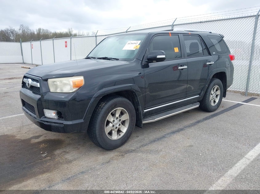 Vin: jtezu5jr3b5032772, lot: 45263746, toyota 4runner sr5 v6 20112