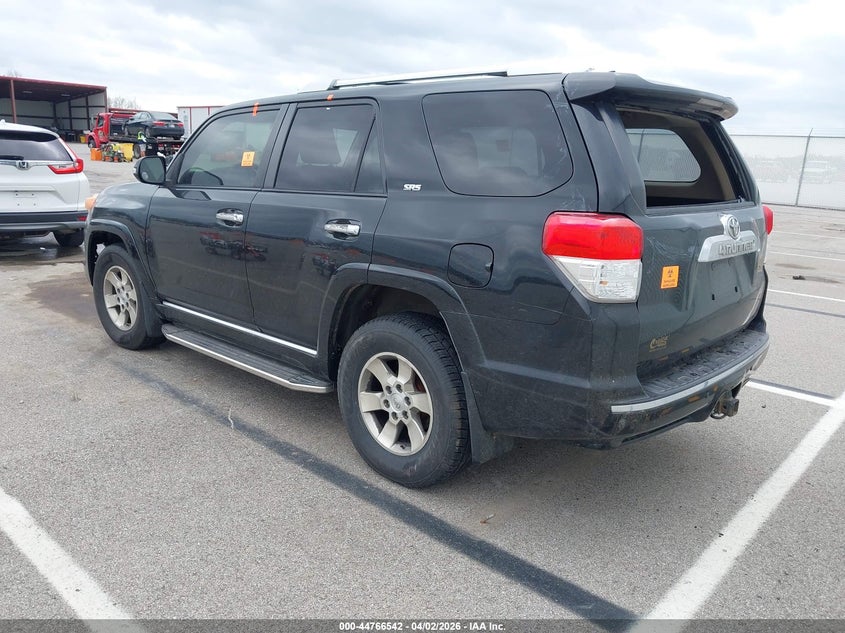 Vin: jtezu5jr3b5032772, lot: 45263746, toyota 4runner sr5 v6 20113