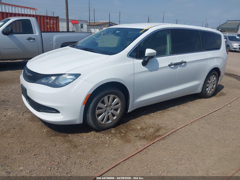 2021 Chrysler Voyager L