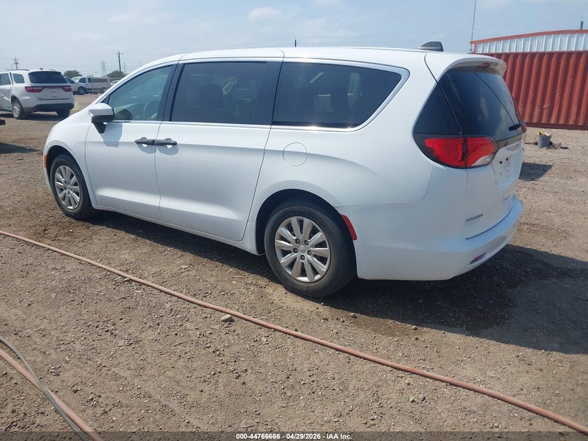 2021 Chrysler Voyager L
