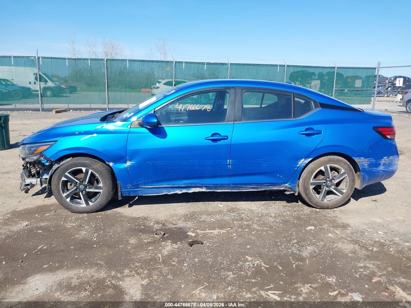 2025 NISSAN SENTRA SV · Фото 14