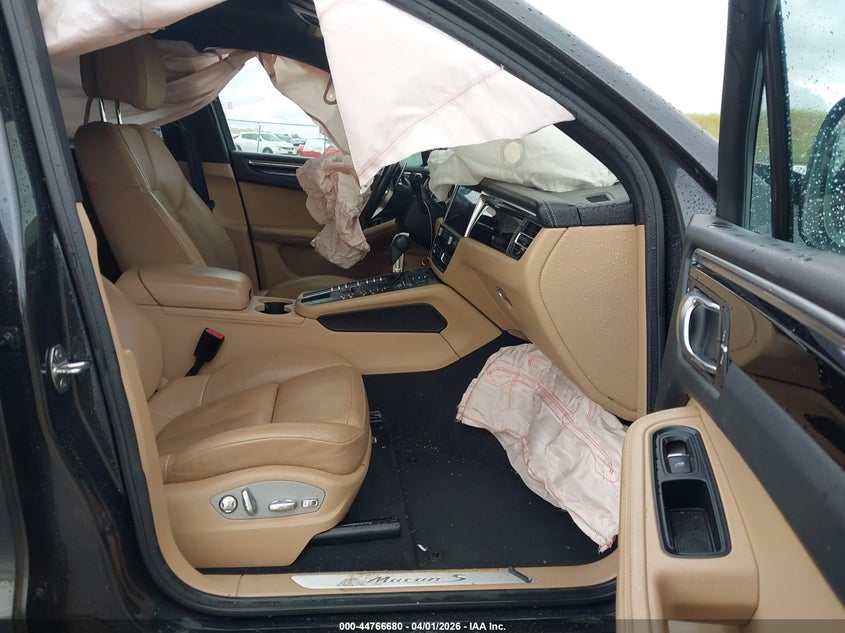 2019 Porsche Macan S