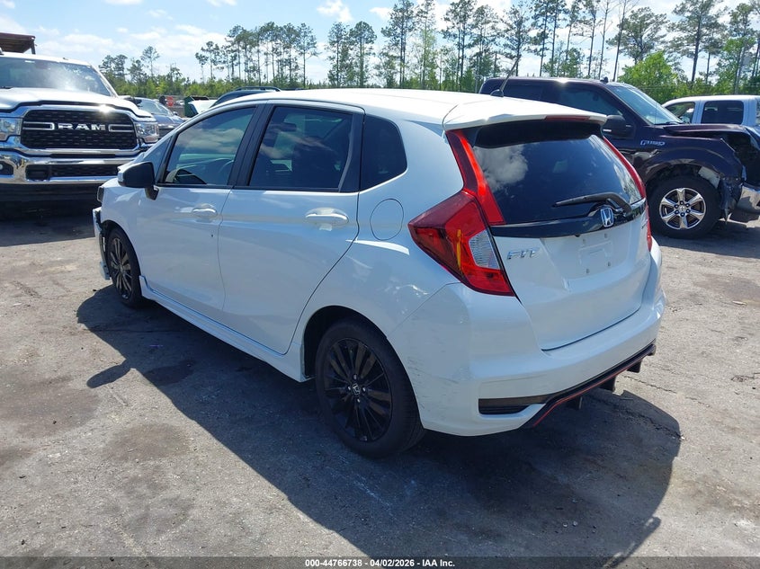 VIN 3HGGK5H6XJM716869 2018 HONDA FIT SPORT