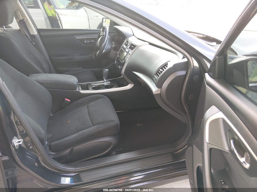 2015 Nissan Altima 2.5 Sv