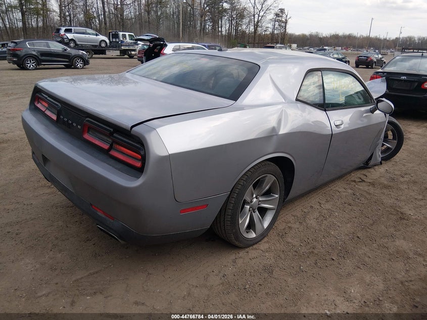 2015 Dodge Challenger Sxt