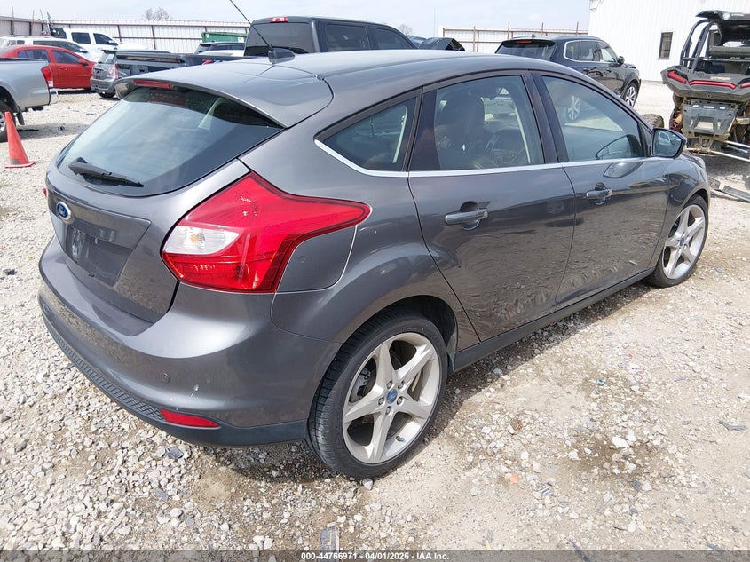 1FAHP3N23CL254658 2012 Ford Focus 2.0 Titanium grey