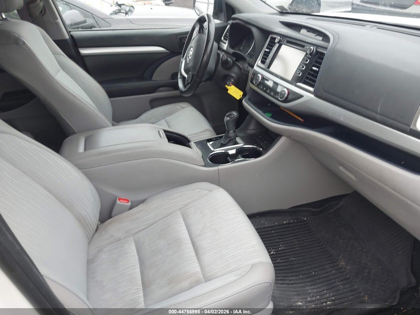 2019 Toyota Highlander Le Plus