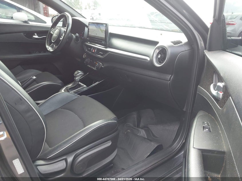 2022 Kia Forte Gt-Line