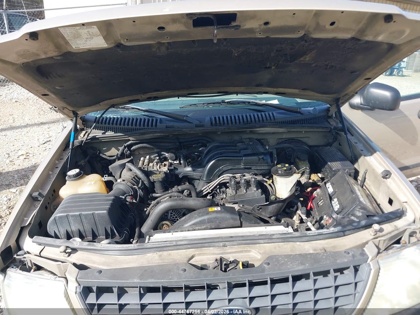 2004 Ford Explorer Xls VIN: 1FMZU72K04UB22290 Lot: 44767256