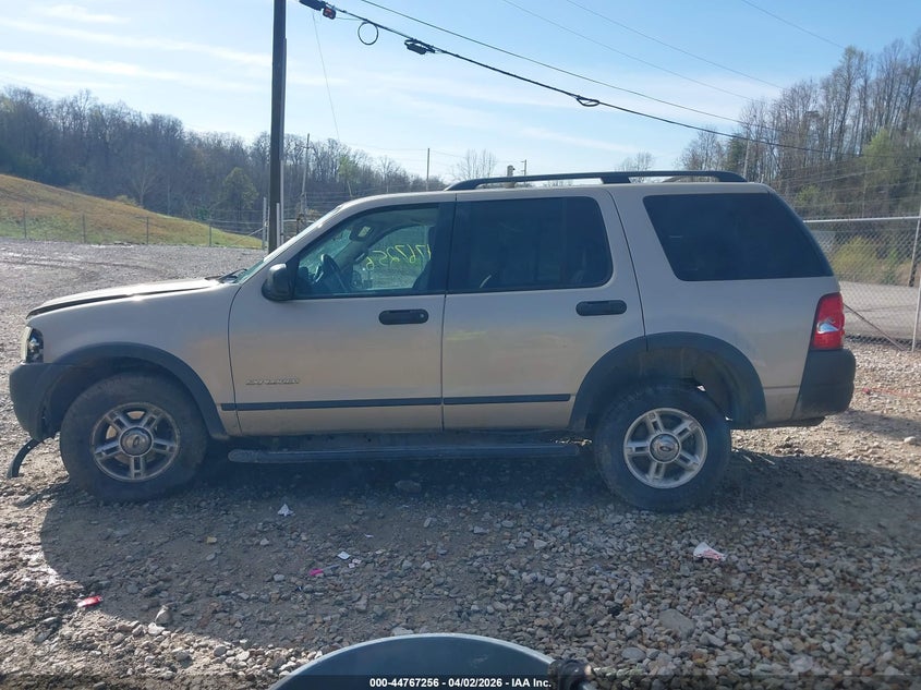 2004 Ford Explorer Xls VIN: 1FMZU72K04UB22290 Lot: 44767256