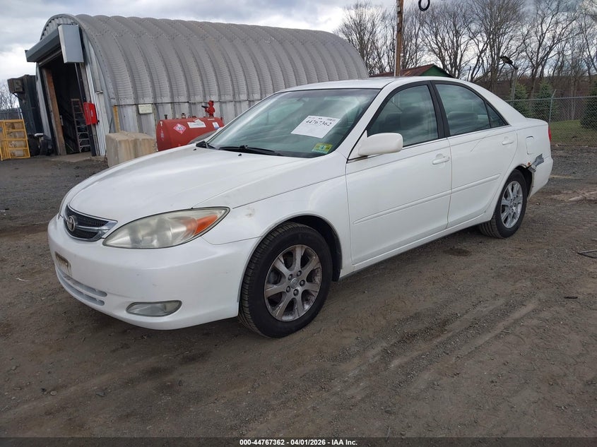 2004 Toyota Camry Le