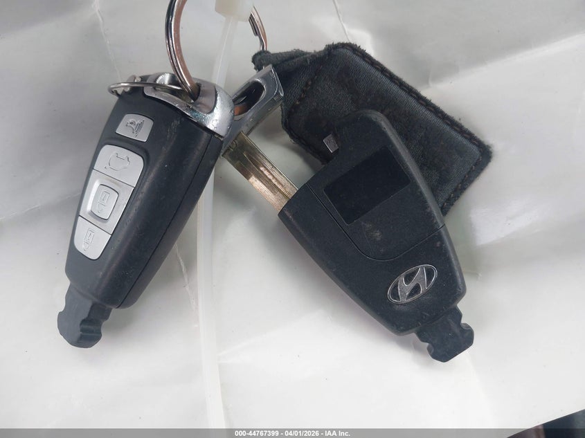 2008 Hyundai Veracruz Gls/Limited/Se VIN: KM8NU13CX8U032640 Lot: 44767399