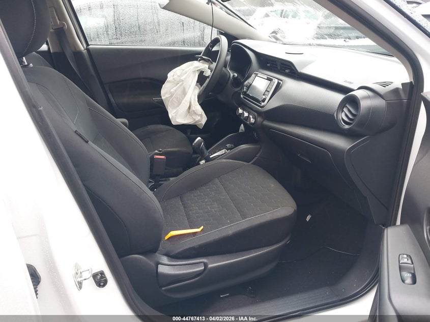 2021 Nissan Kicks S Xtronic Cvt