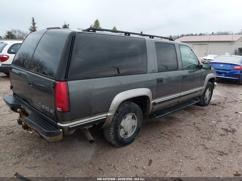 1999 Chevrolet Suburban 1500 Lt