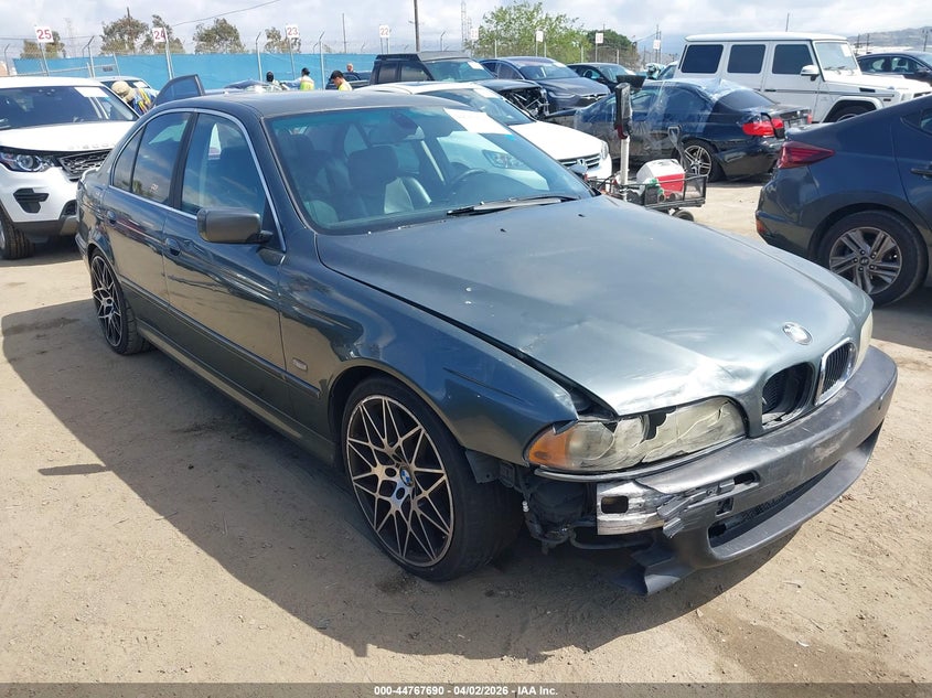 2003 BMW 525I