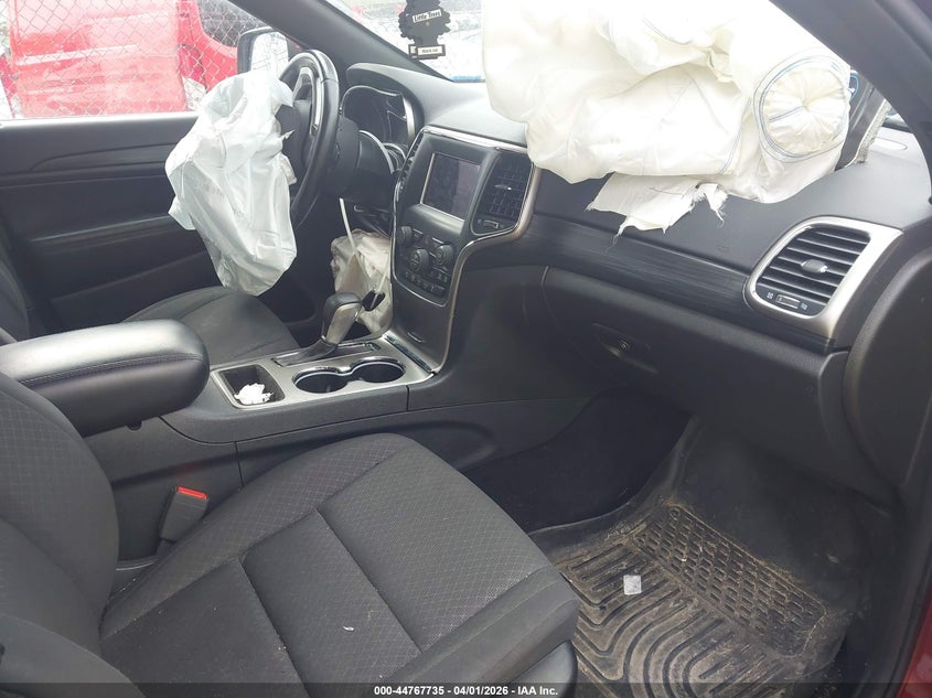 2019 Jeep Grand Cherokee Laredo E 4X4