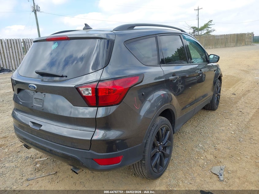2019 Ford Escape Se