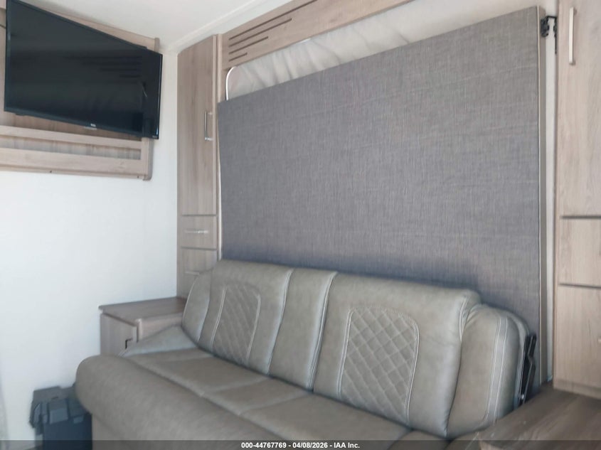2022 GRAND DESIGN 21BHE auction photo 5
